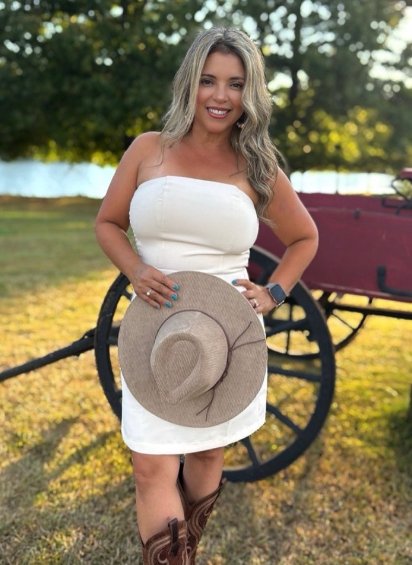 Perla, Owner of Southern Tents & Events